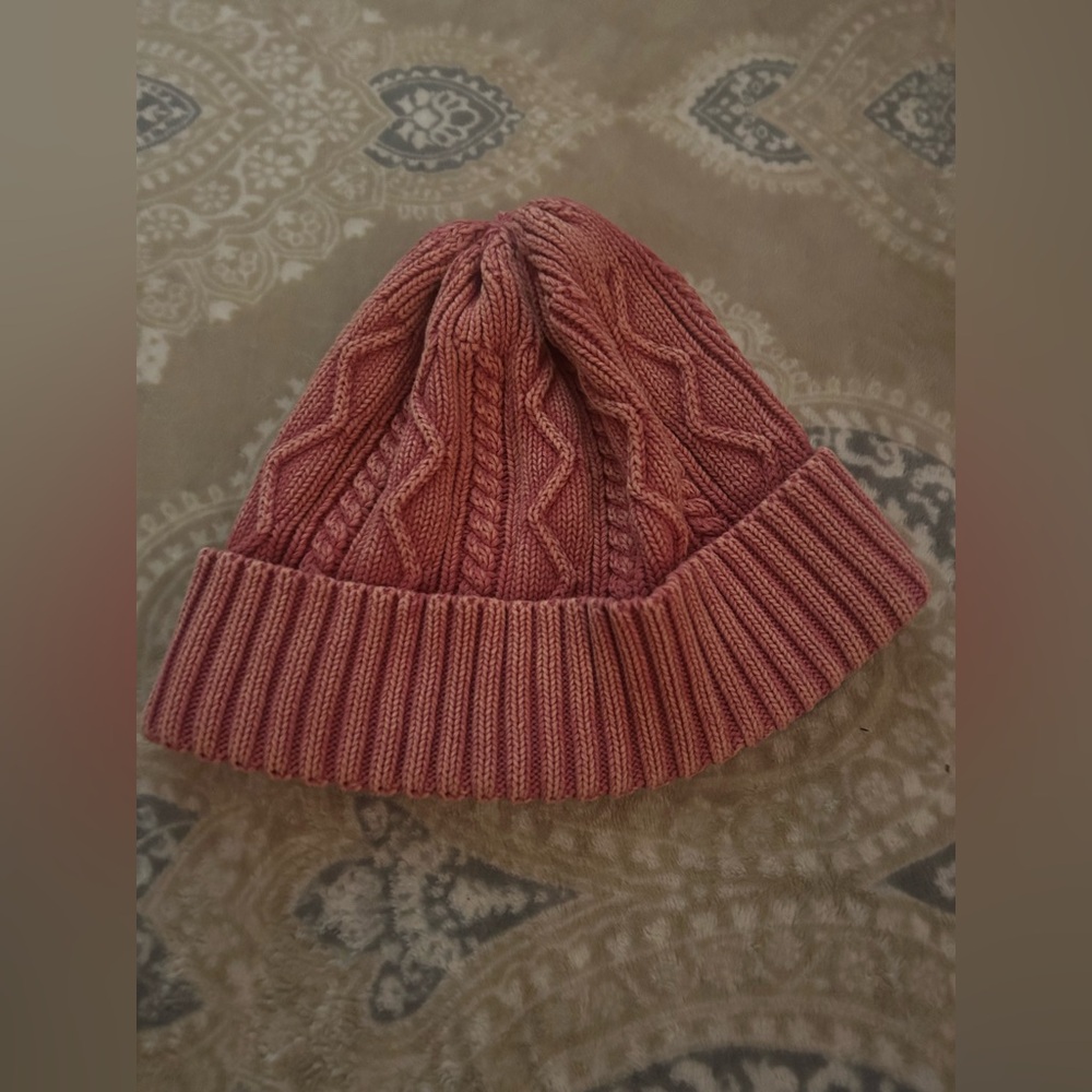 Free People rose pink beanie.